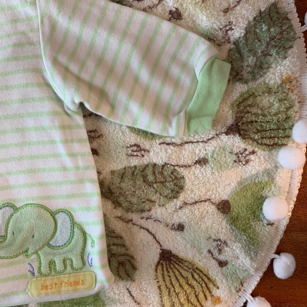 Carter’s Just One Year light weight sleeper size 3 months